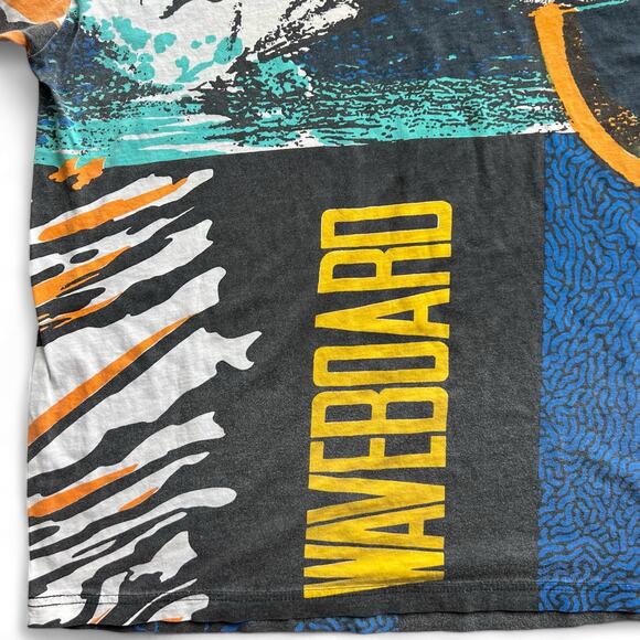 Vintage Wave Board Surfing AOP Surf T Shirt Surfer Beach XL USA 80s 90s Pattern - Picture 3 of 12